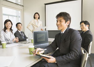 从学历门槛到能力突围 免试MBA对大专生与本科生的自我提升路径